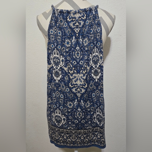 ​Max Studio Blue & White Boho Floral Halter Top Size Medium - Picture 5 of 10
